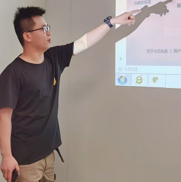 老雷笔记|自媒体轻创业项目分享|8年互联网实战经验博主